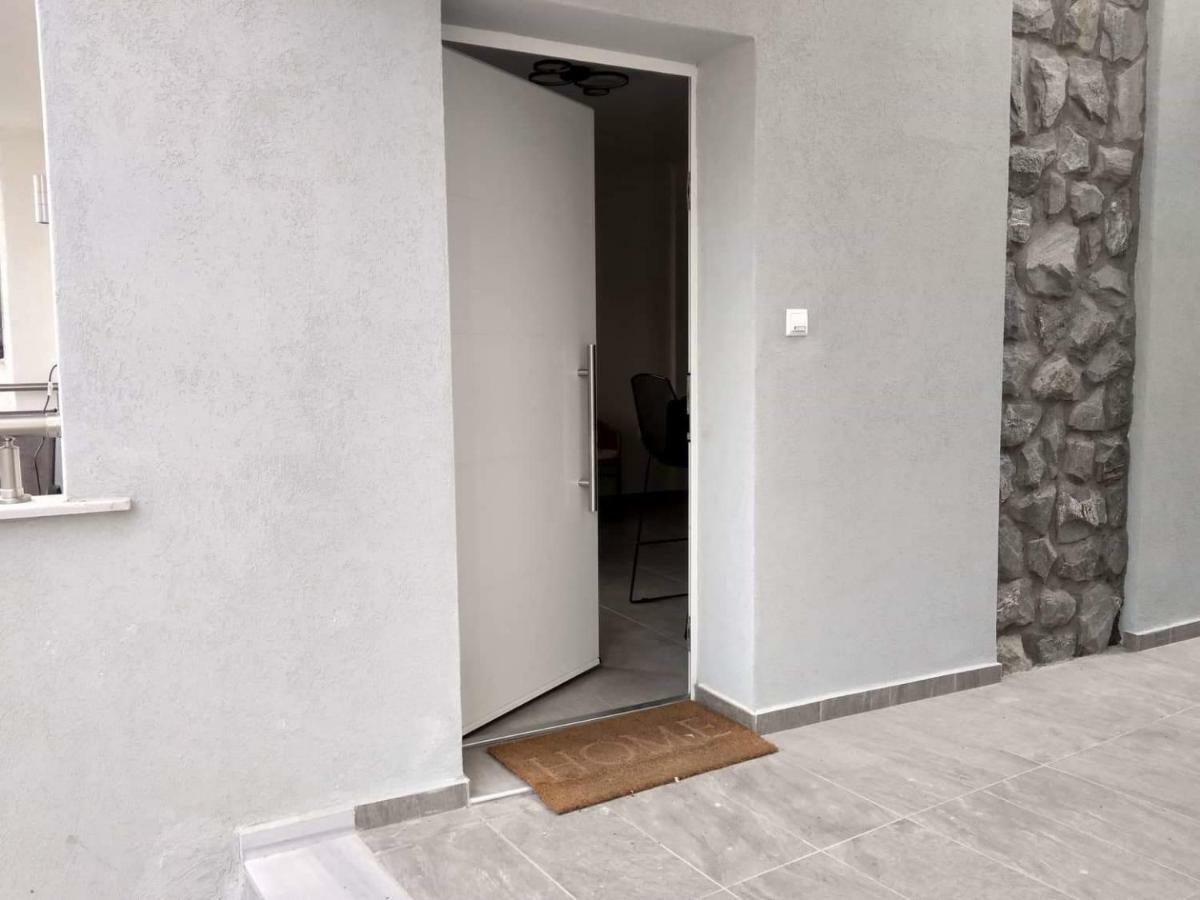 Petrani Suite 1 Nea Peramos  Exterior photo