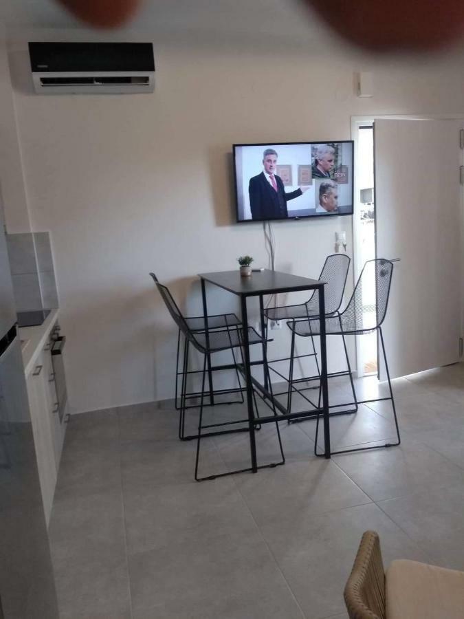 Petrani Suite 1 Nea Peramos  Exterior photo